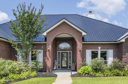 2837 Longleaf Road