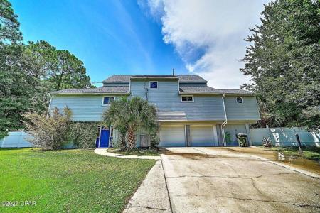 706 W 8th Circle