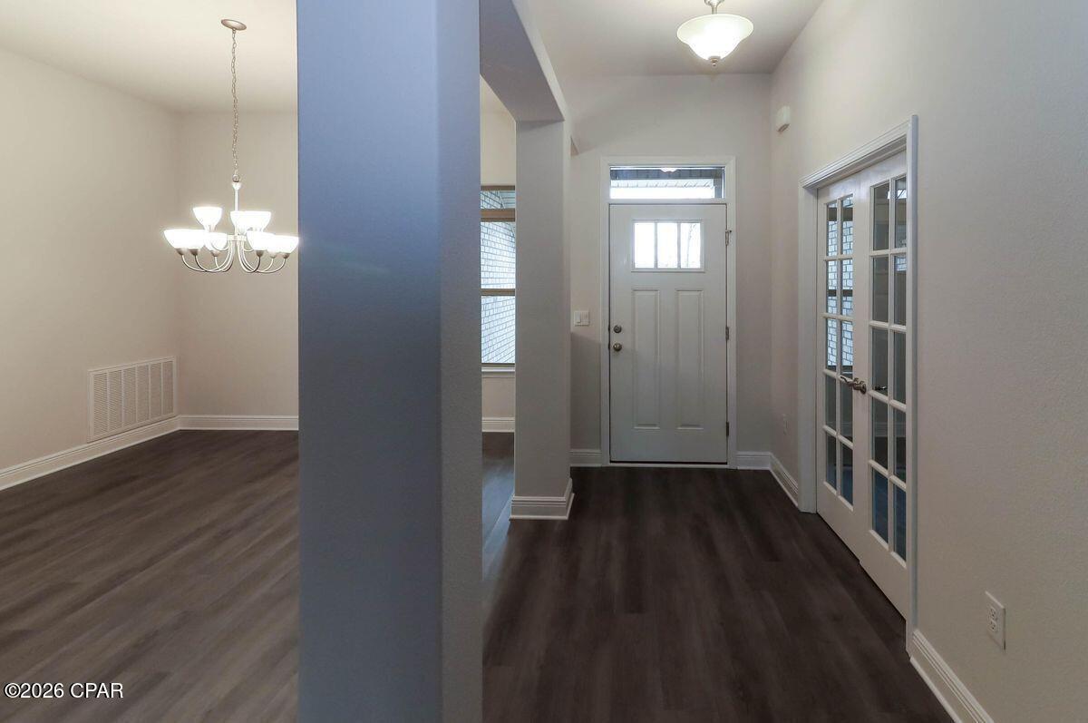 Image 3: entry way