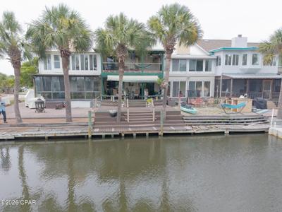 1227 Capri Drive