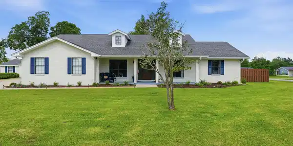 Image 3: 4_5108_deep_bayou_dr-awp_media-004