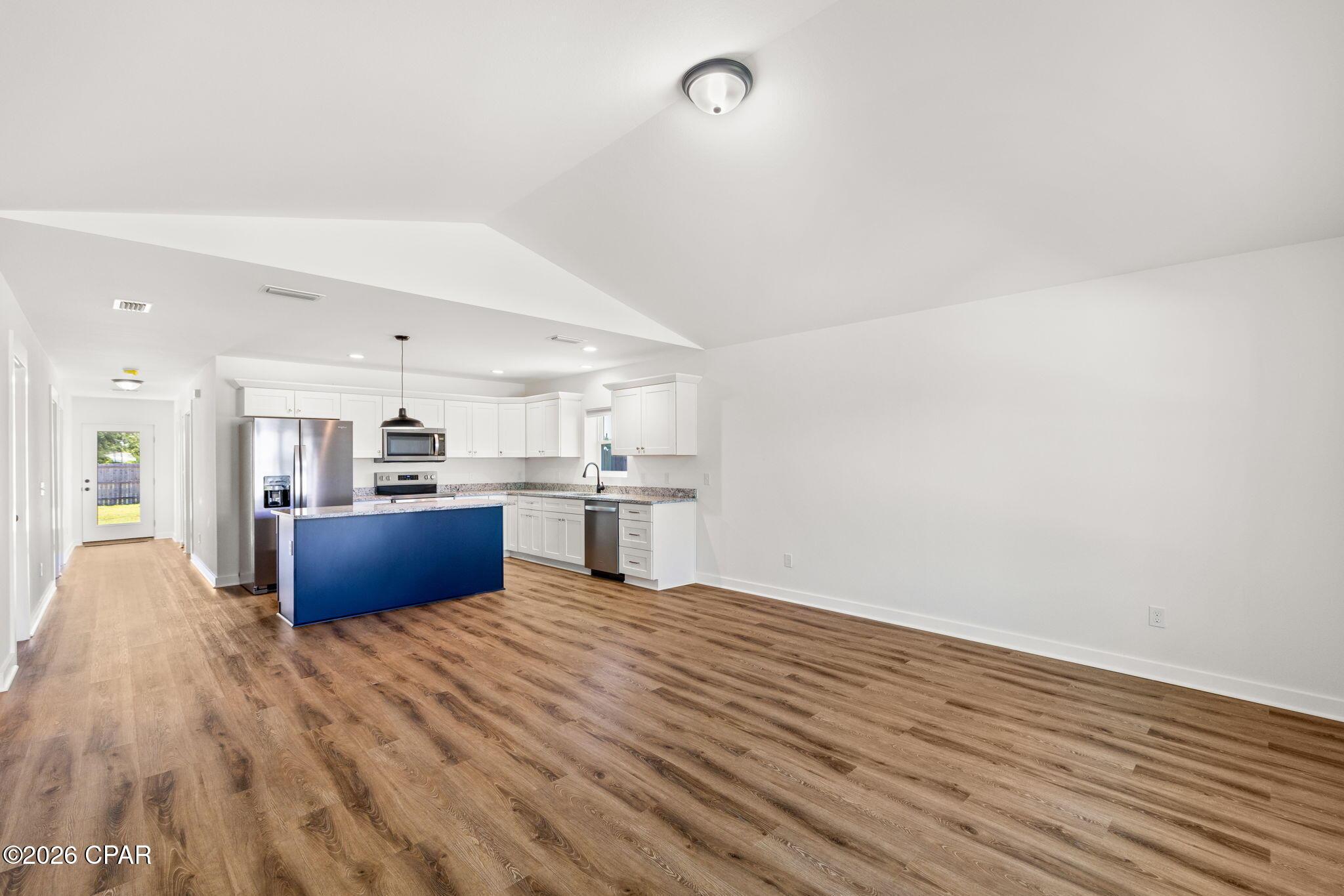 Image 2: 5-web-or-mls-PANHANDLE - 721 ARROW ST -
