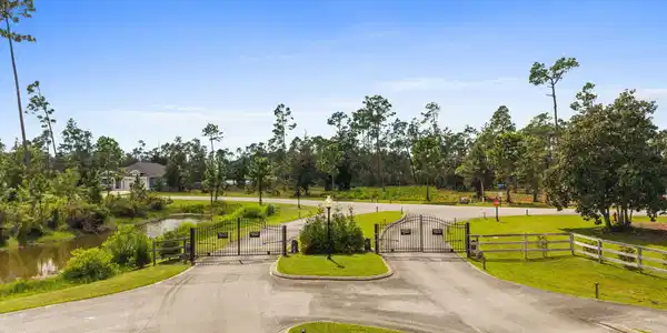 Image 4: 78-web-or-mls-DJI_20260908140413_0727_D