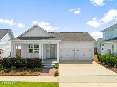 2113 Rushes Avenue