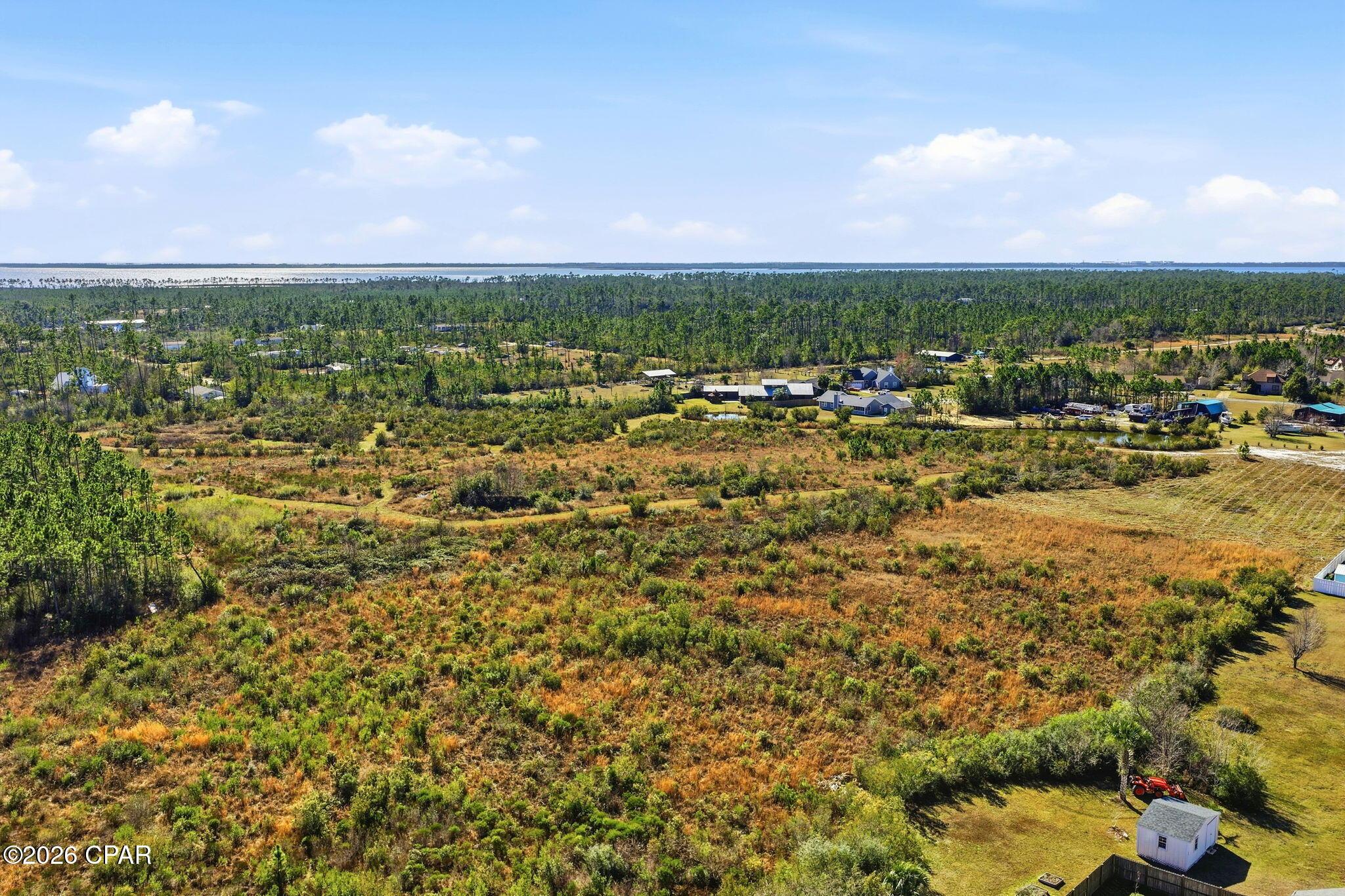 Image 4: 3-web-or-mls-Country Club Dr -03