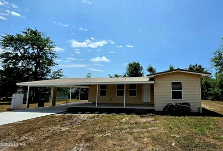 4932 E Highway 98