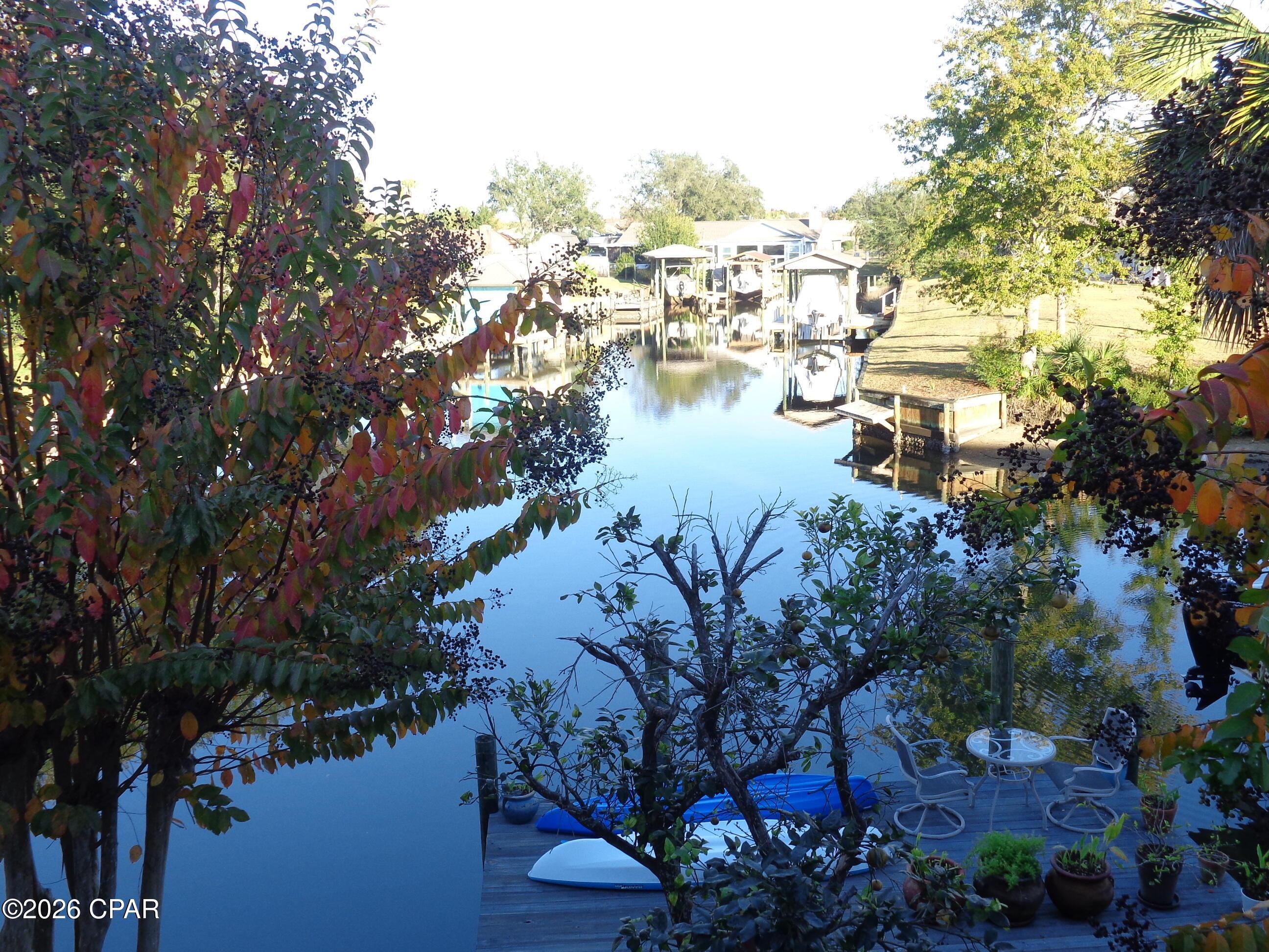 Image 4: N VIEW CANAL