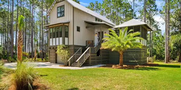 Image 4: 2-web-or-mls-PANHANDLE - 6501 GOLDEN AST