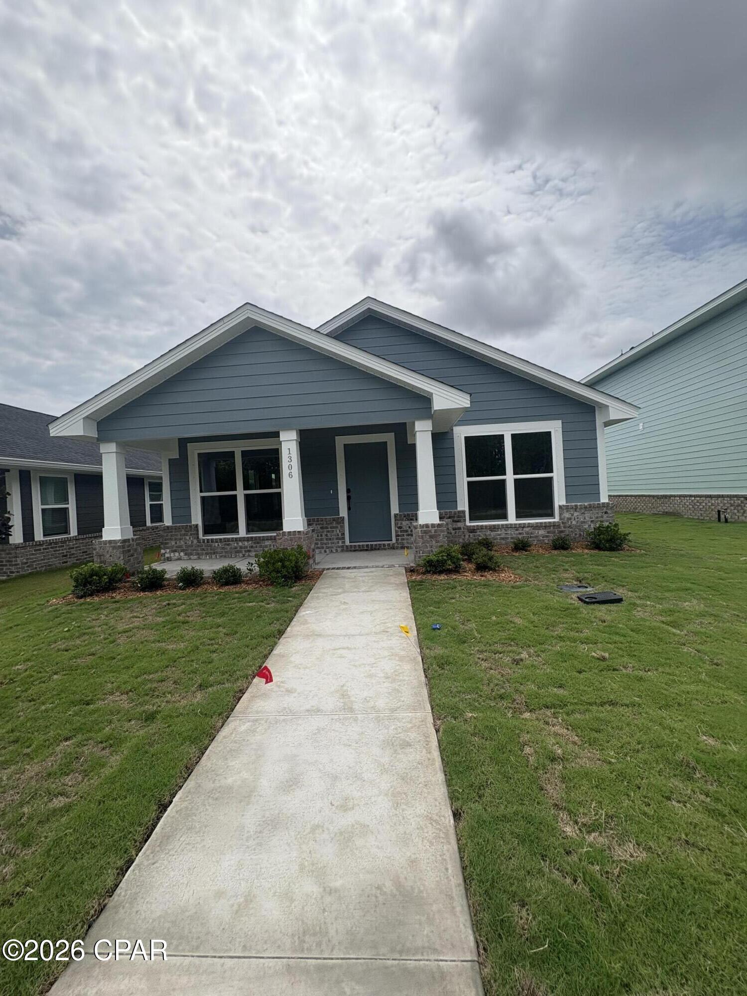 Image 2: 1306 primrose ln-1