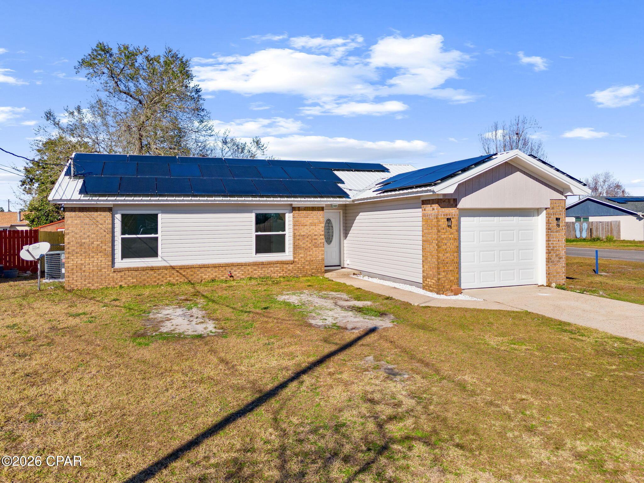 Image 2: 2-web-or-mls-6419 Lance St -02