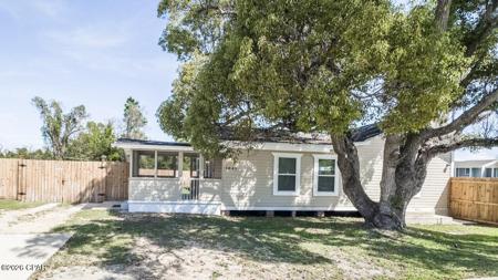 5045 E Highway 98