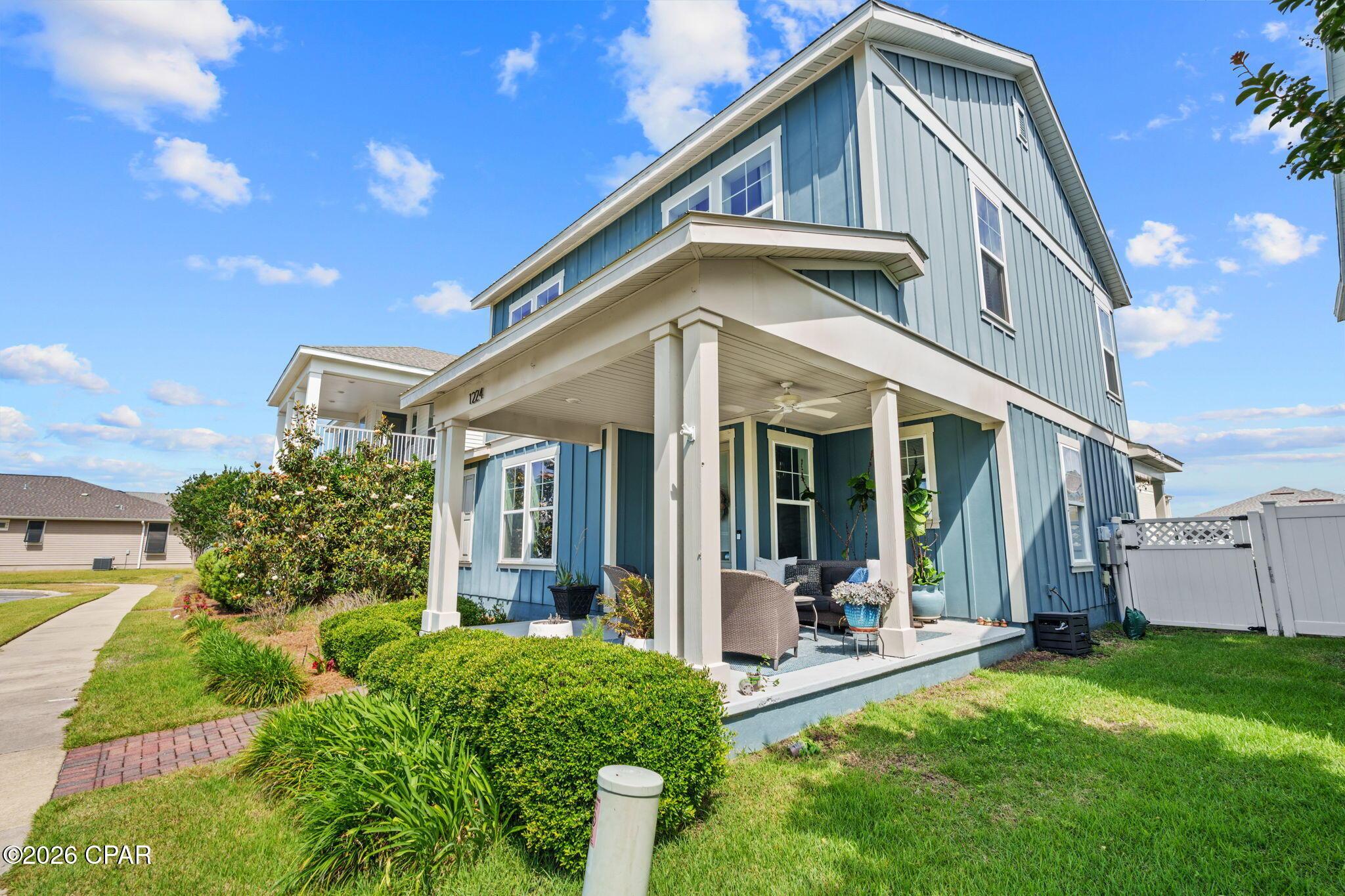 Image 2: 2-web-or-mls-1224 FINCH STREET-02