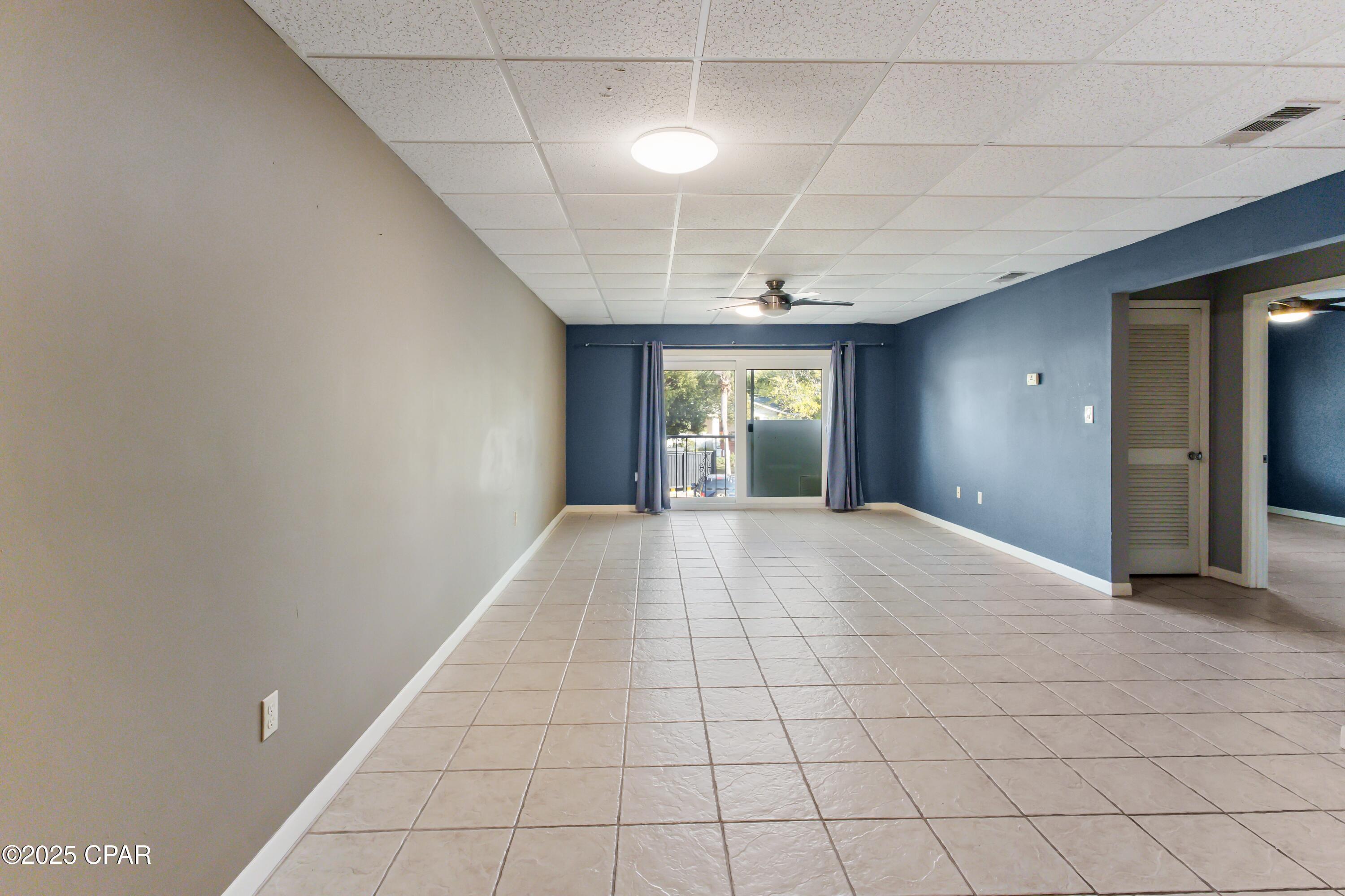 Image 4: Dining / Living