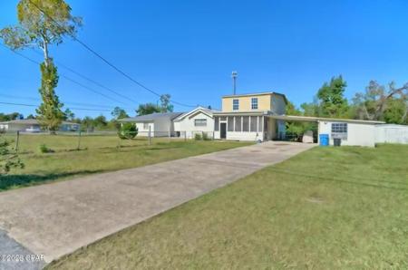 128 Seneca Avenue