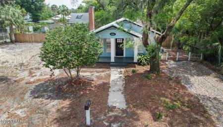 522 E 4th Court