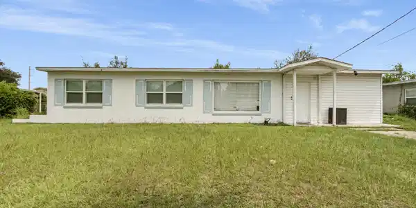 2500 W 20th Street