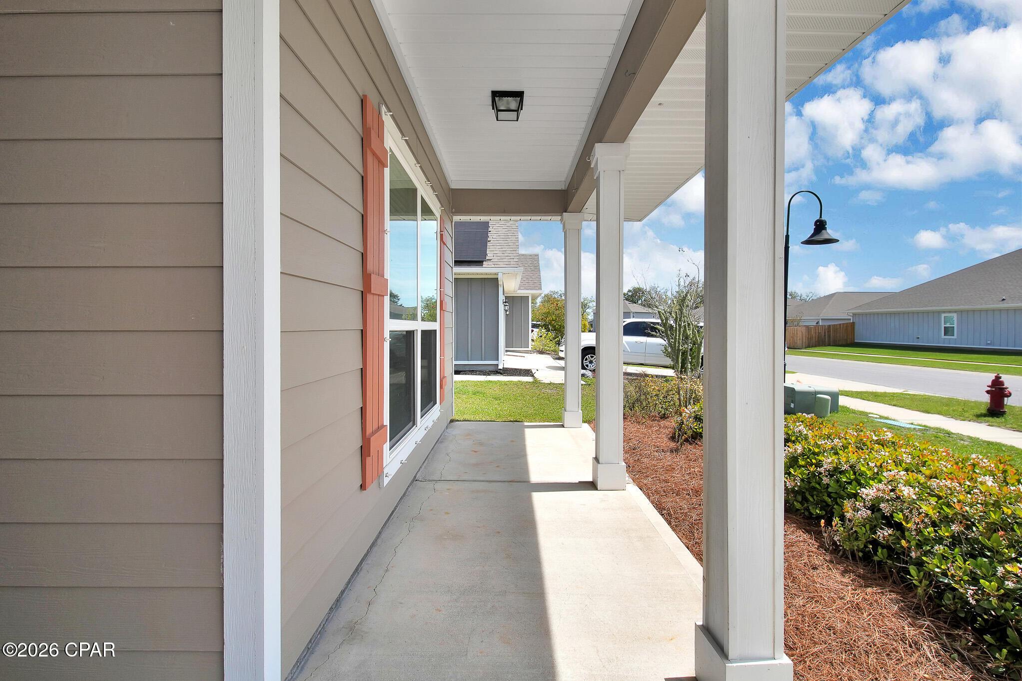 Image 2: MLS 479 Eagle Lake Way Interior and Exte