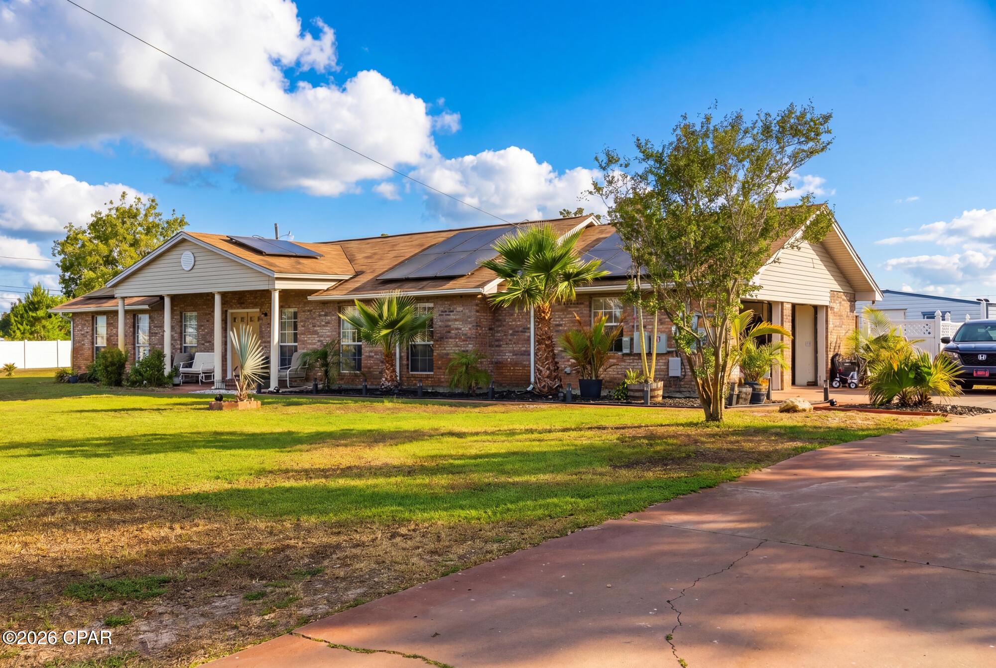 Image 4: 7801 Deerfield Lane