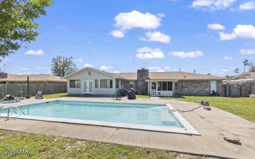 Image 3: Over Pool