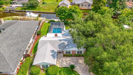 2457 Pretty Bayou Circle