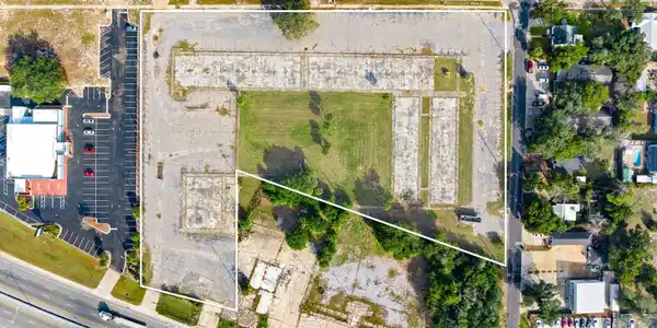 Image 3: 4810 W. Hwy 98, Panama City, FL