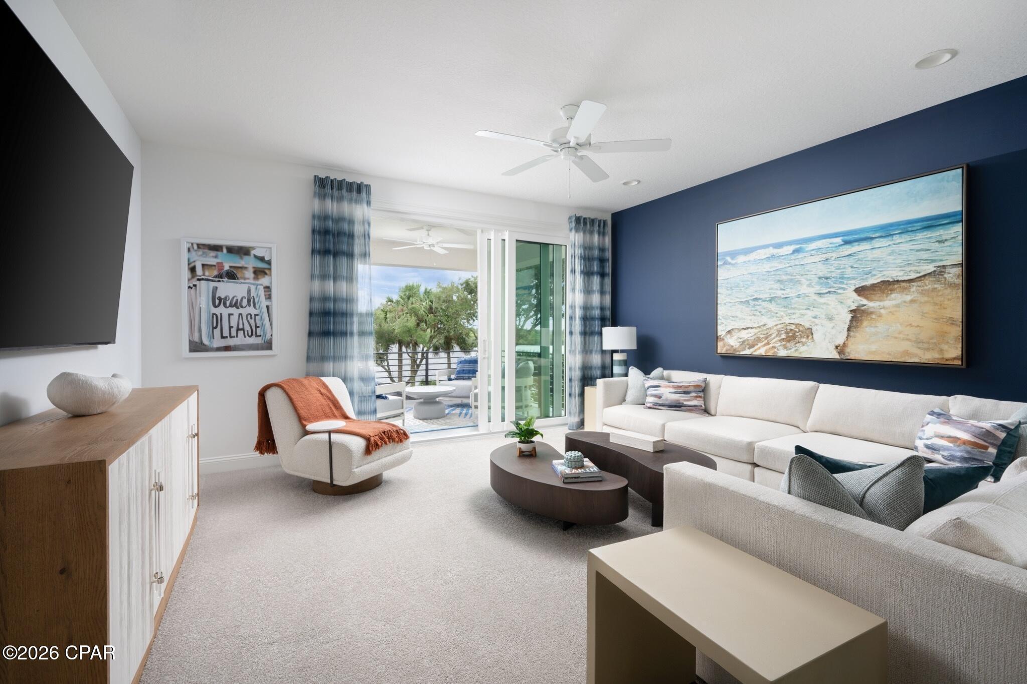 Image 4: Living Room