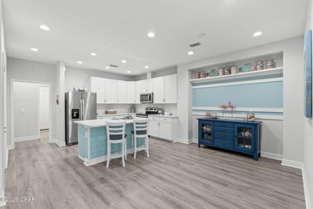 8405 Dockside Place