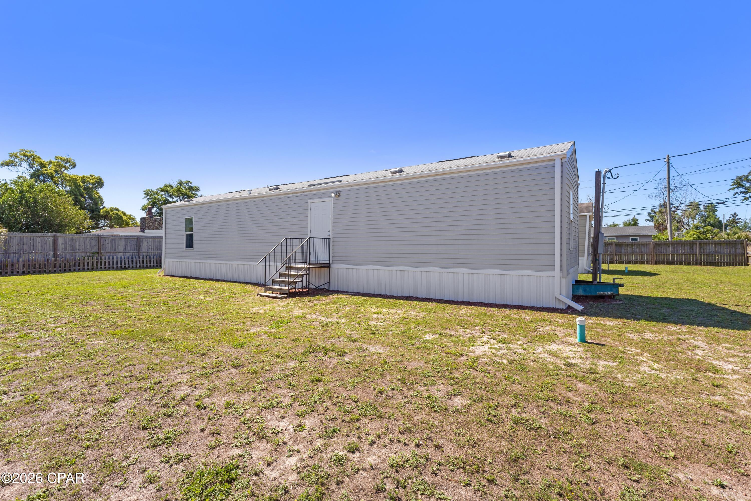 Image 3: 102 Sims Ave #3 (4)