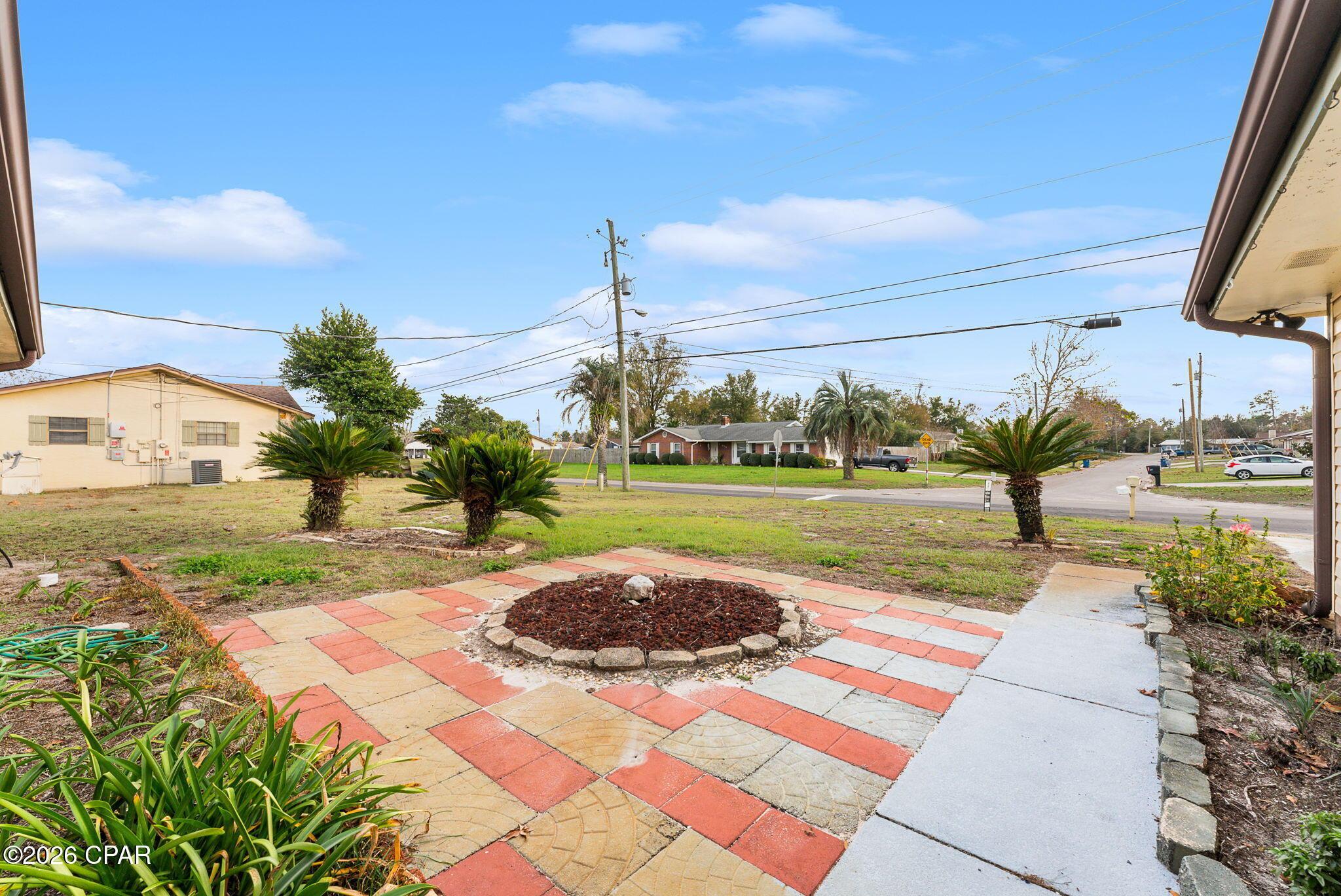 Image 4: 4-web-or-mls-918 Venetian Way -04