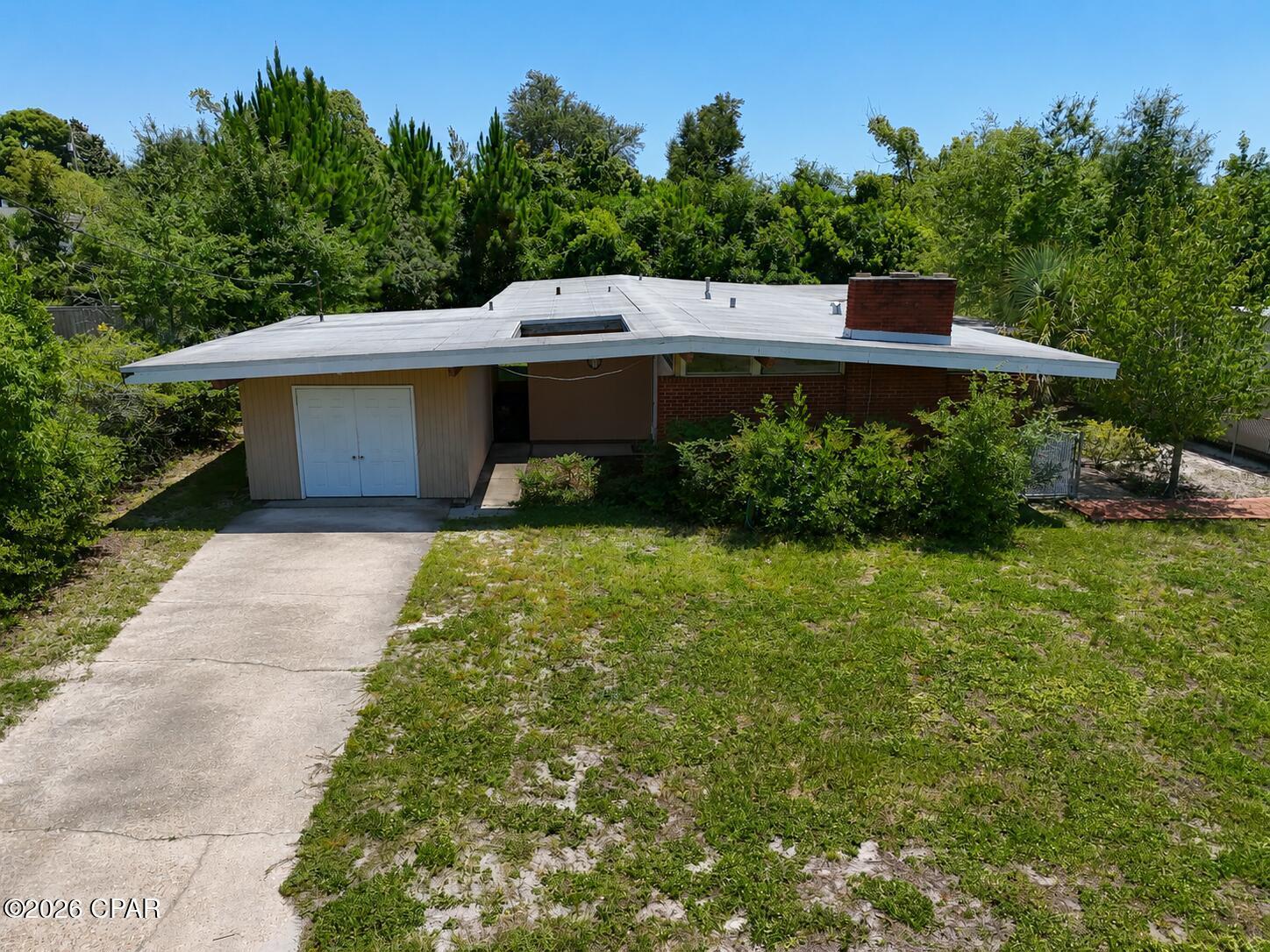 Image 1: Front of House