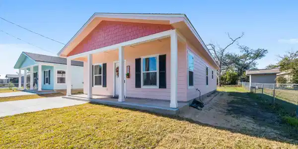 523 Spring Avenue
