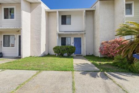 440 Venetian Way