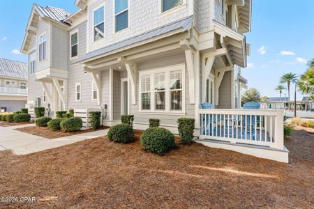 11 E Pine Lands Loop
