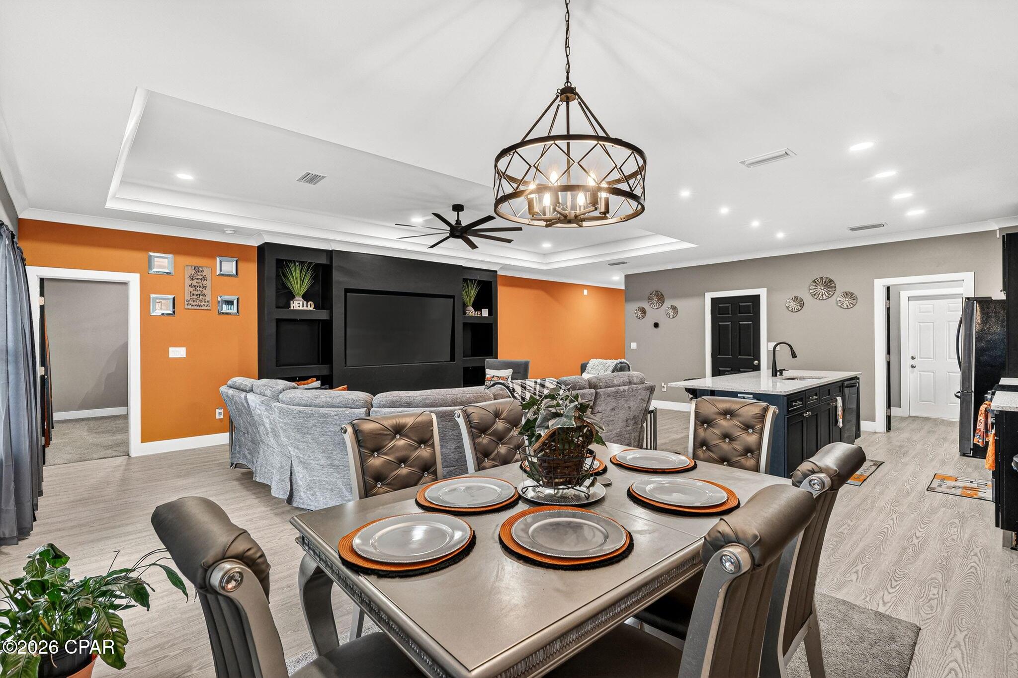Image 1: Dining room view