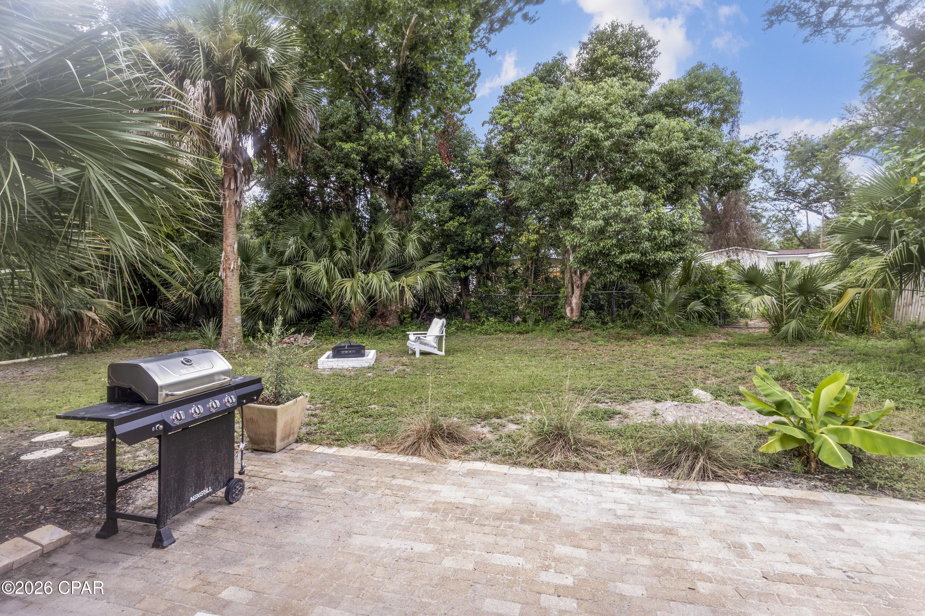 Image 3: 523 S Bonita Ave PC (10)