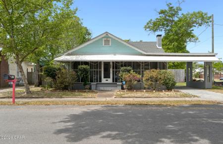 917 Grace Avenue