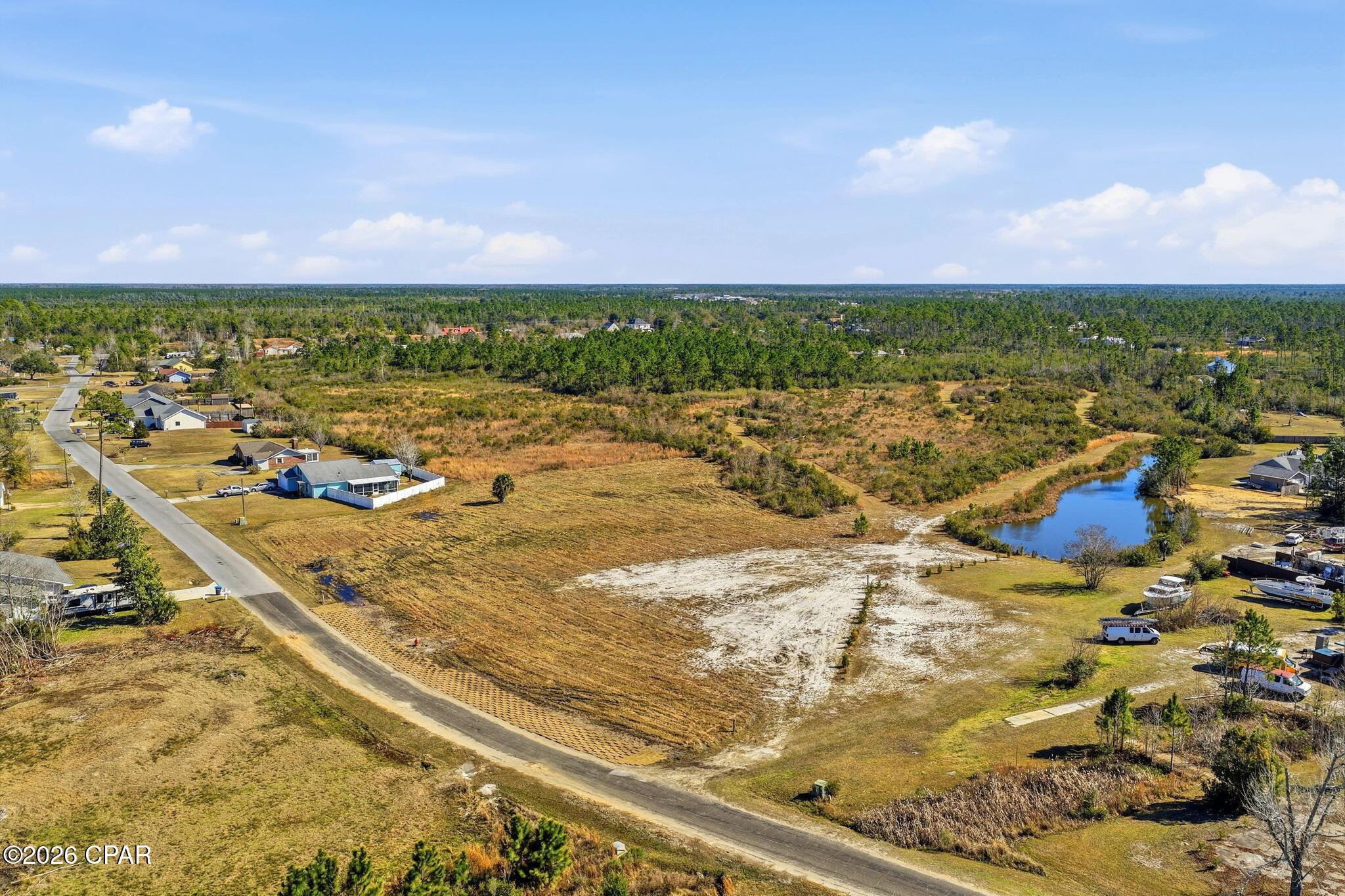 Image 4: 1-web-or-mls-Country Club Dr -01