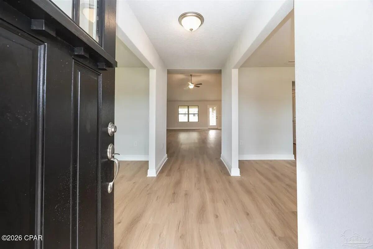 Image 3: entryway