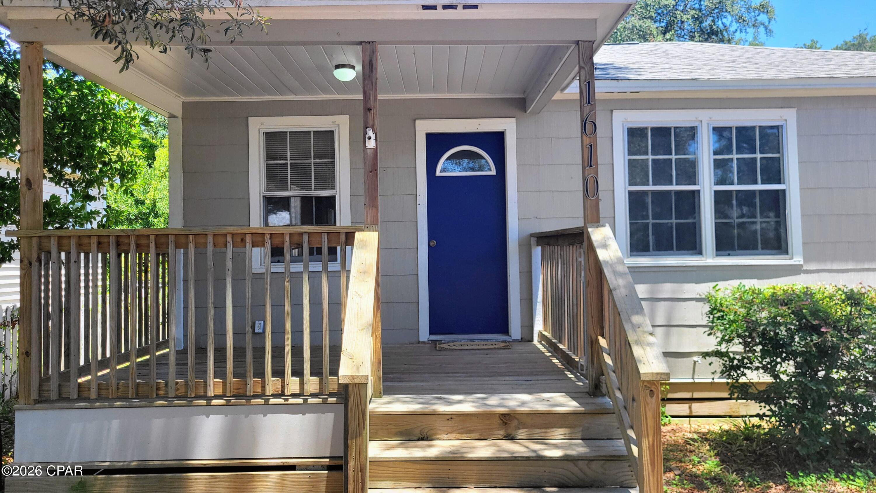 Image 2: Shady Front Porch