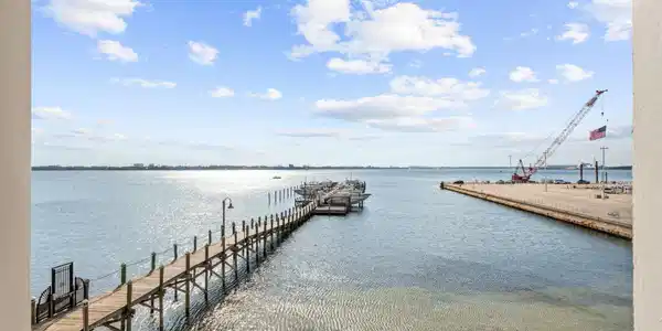 Image 4: 44-web-or-mls-FDP06460
