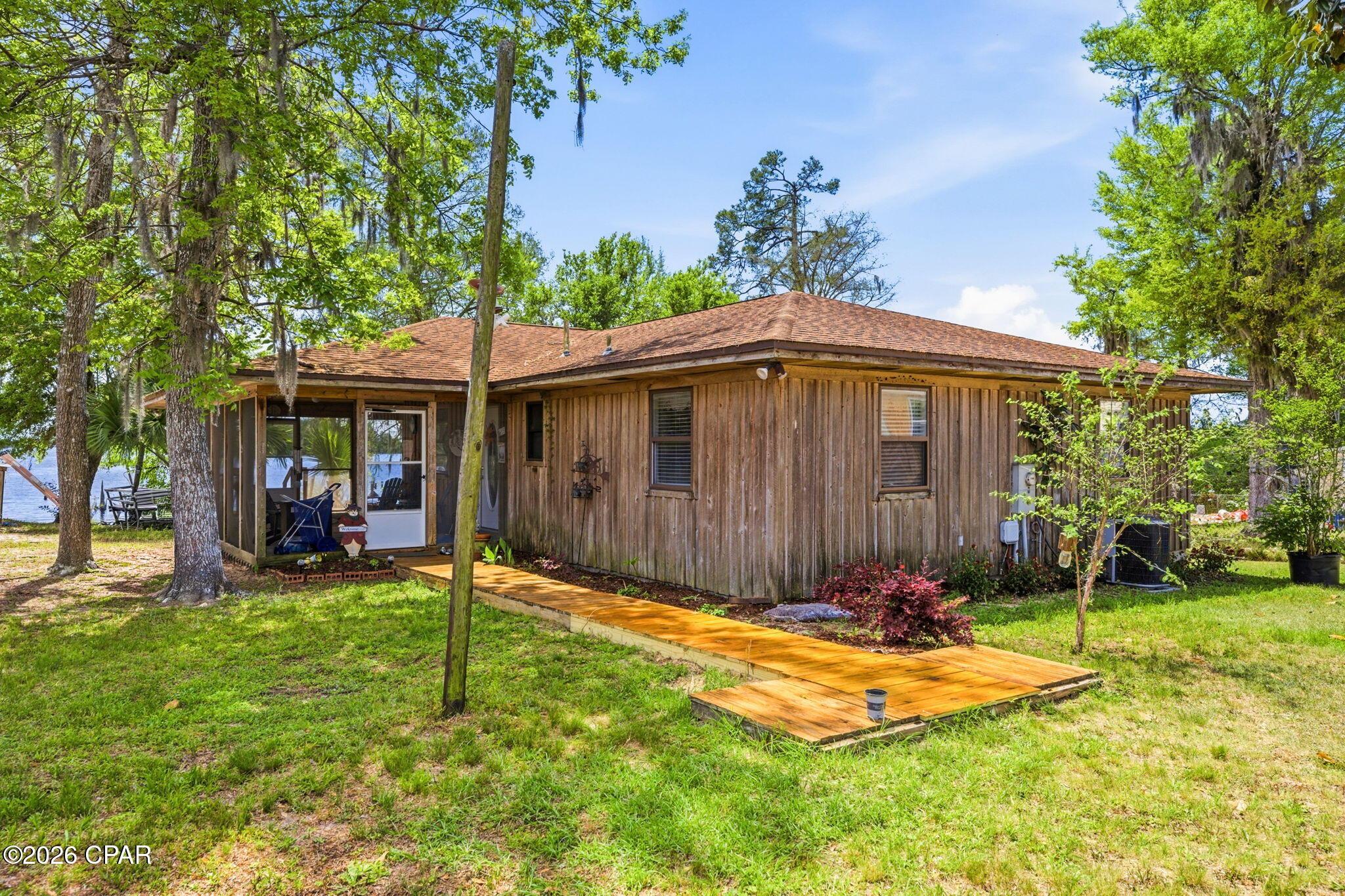 Image 3: 2-web-or-mls-4344_Huckleberry_Ln_014