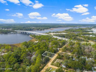 8206 Random Rd Road