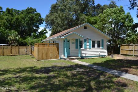 1415 Buena Vista Boulevard