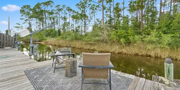Image 4: 35-web-or-mls-1200_KristannaDrive-35