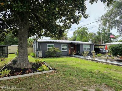 4803 W 19th Court