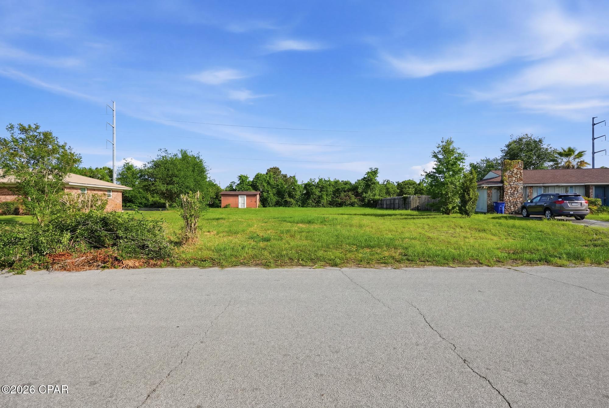 Image 4: cleared homesite