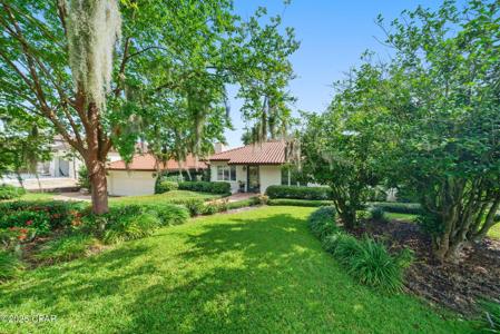 214 S Cove Lane