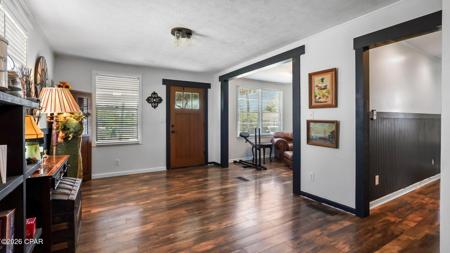 311 N Bonita Avenue