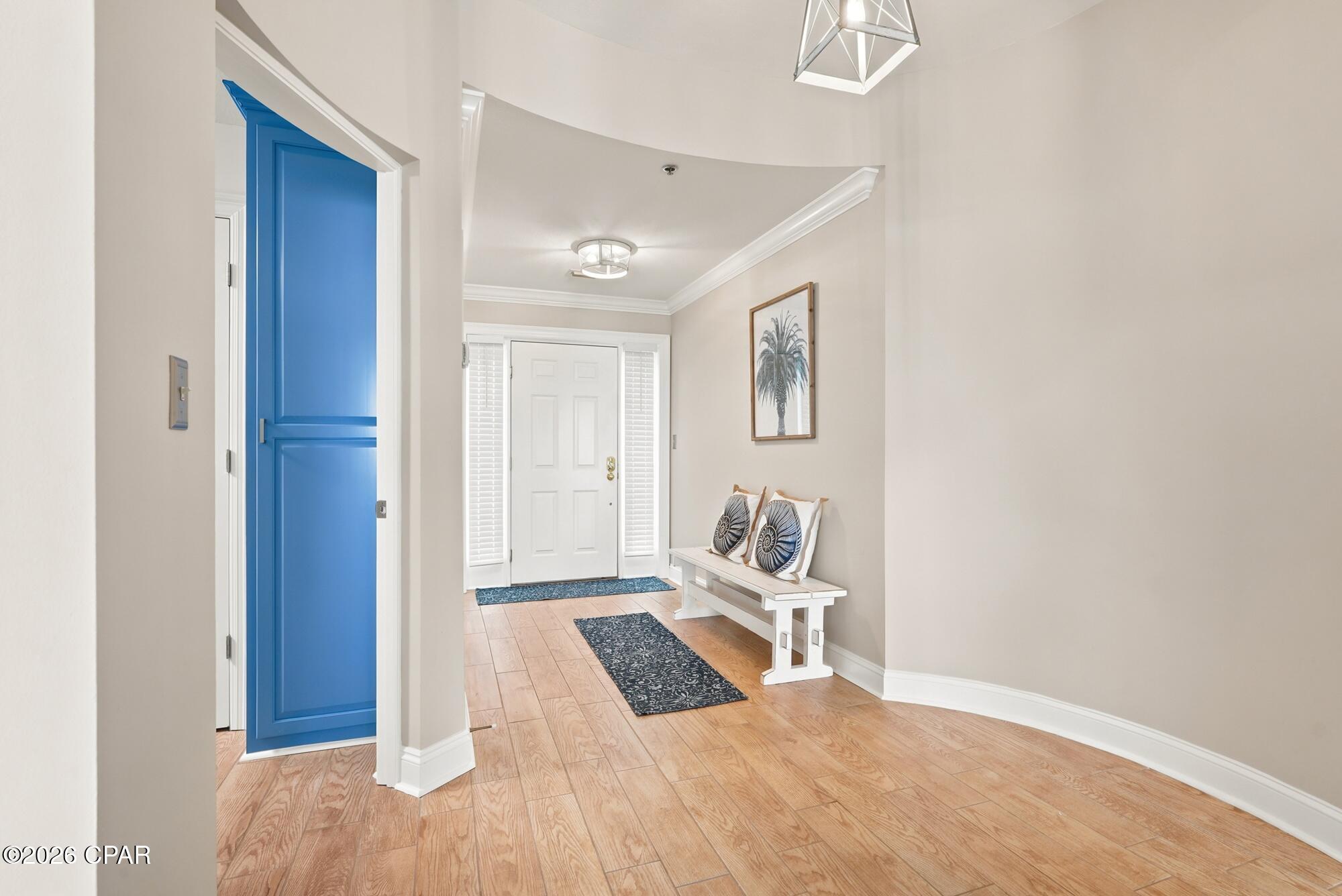 Image 2: Foyer