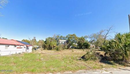819 E 7th Court